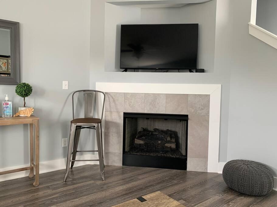 Newly Built Townhome Close To The Asheville Sites Candler ภายนอก รูปภาพ