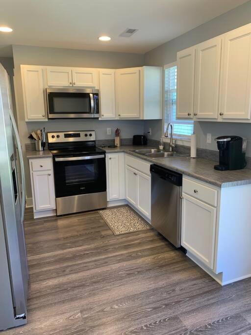 Newly Built Townhome Close To The Asheville Sites Candler ภายนอก รูปภาพ